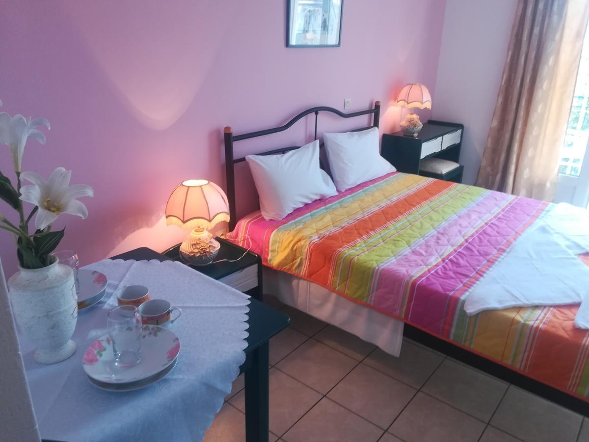 Konstantinos Apartments Agia Efimia Eksteriør bilde